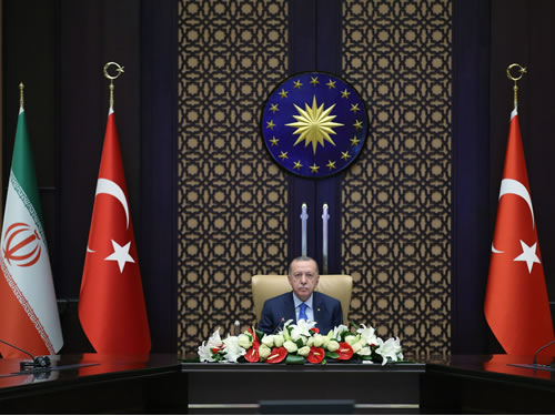 Cumhurbaşkanı Erdoğan, video konferans yoluyla Türkiye-İran Yüksek Düzeyli İşbirliği Konseyi 6. Toplantısı’na katıldı