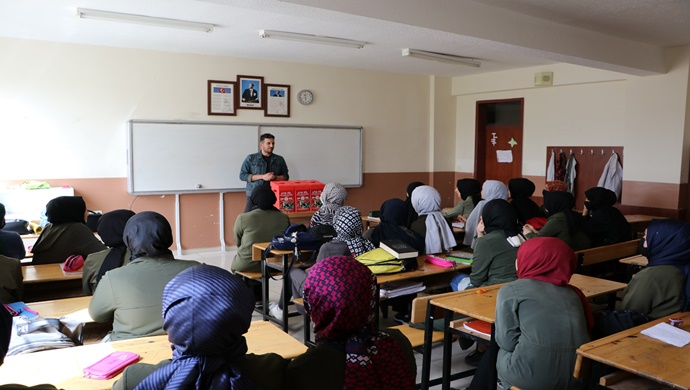 BÜYÜKŞEHİR, ATIK PİLLER GERİ DÖNÜŞÜME KAZANDIRIYOR