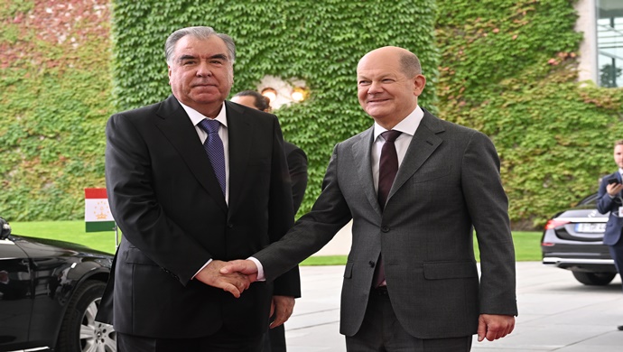 Orta Asya ve Federal Almanya Cumhuriyeti devlet başkanlarının ilk toplantısına katılım