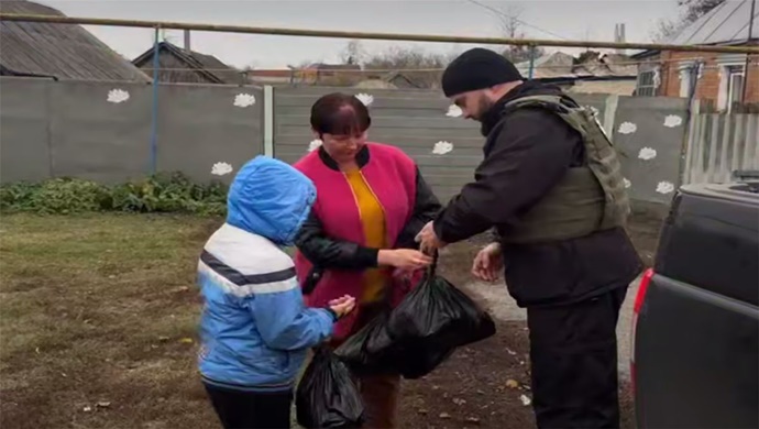 Волонтёры Центра помощи «Единой России» передали правительству Белгородской области свыше 28 тонн гуманитарного груза