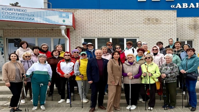 Birleşik Rusya, Volgograd bölgesindeki yaşlı sakinler için bir sağlık festivali düzenledi