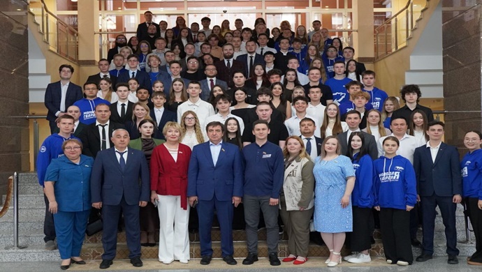 «Единая Россия» и МГЕР запустили в Татарстане новый сезон проекта «ПолитЗавод» для политически активной молодёжи